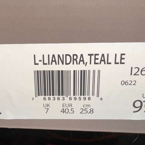 COPY - Franco Sarto Liandra leather boots - Picture 2 of 3